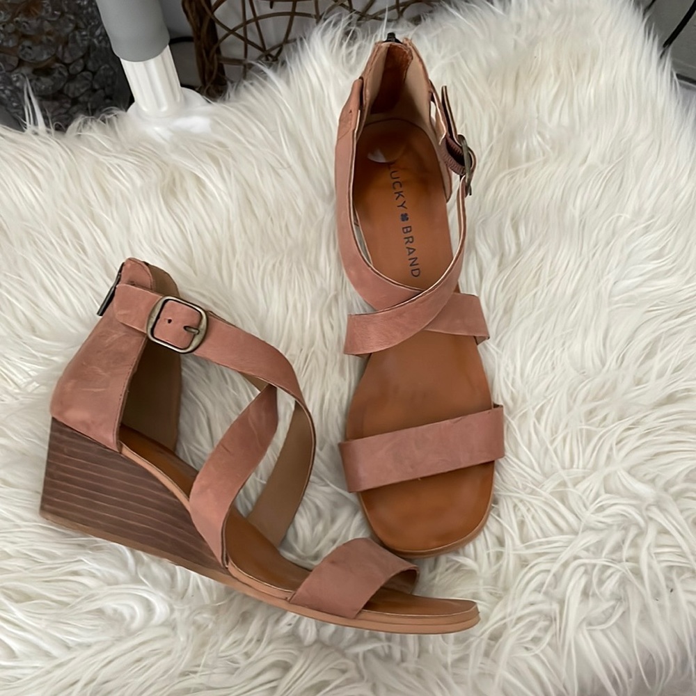 Lucky brand sandals